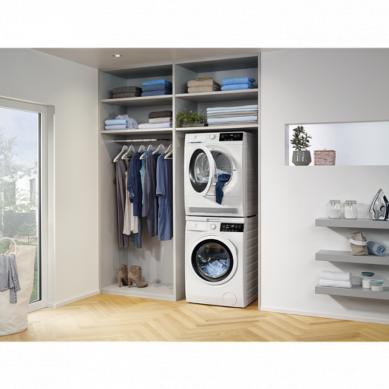 Сушильная машина Electrolux EW8HR358S