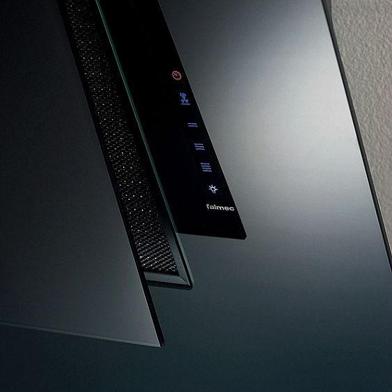 Вытяжка FALMEC aria parete 80 bk (800)