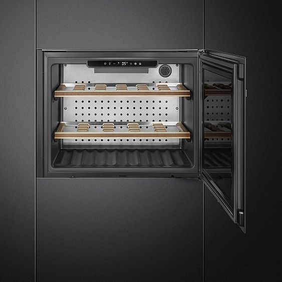Винный шкаф SMEG CVI121S3