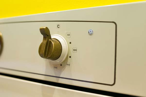 Электрический духовой шкаф MAUNFELD meofe.676rib.tm (цвет бежевая эмаль+бронза) купить с доставкой по Москве и Московской области в интернет-магазине ТехноВегас