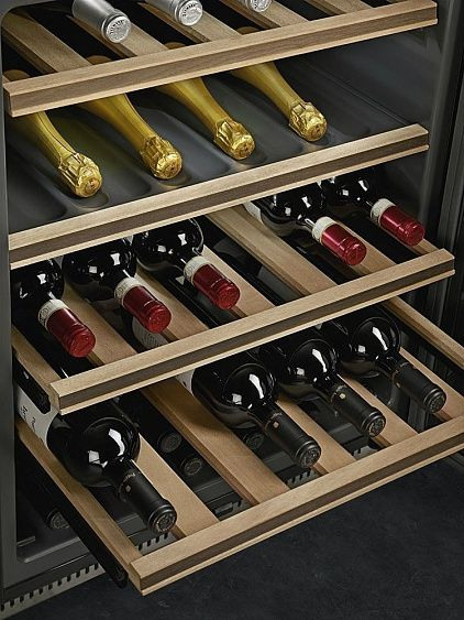 Винный шкаф SMEG CVI638RWN3