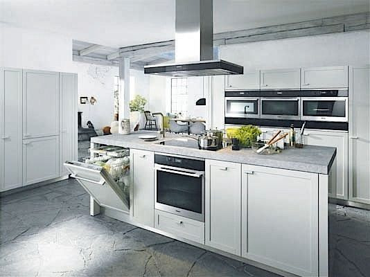 Вытяжка MIELE DA6690D EDST сталь CleanSteel