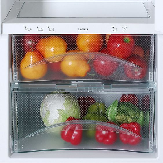 Встраиваемый холодильник LIEBHERR ICBS 3224-20 001 белый купить с доставкой по Москве и Московской области в интернет-магазине ТехноВегас