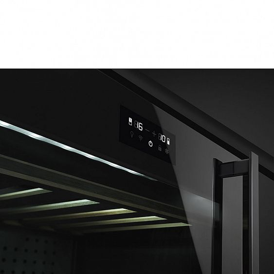 Винный шкаф SMEG CVI638LWN2