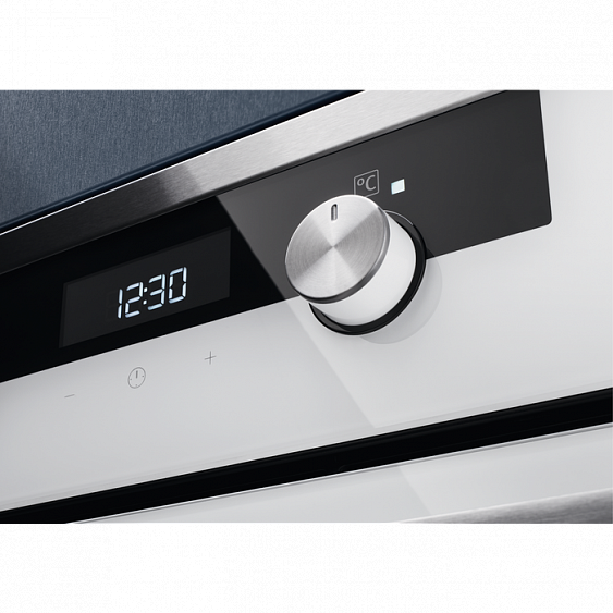 Духовой шкаф Electrolux OKC 5H50W купить с доставкой по Москве и Московской области в интернет-магазине ТехноВегас