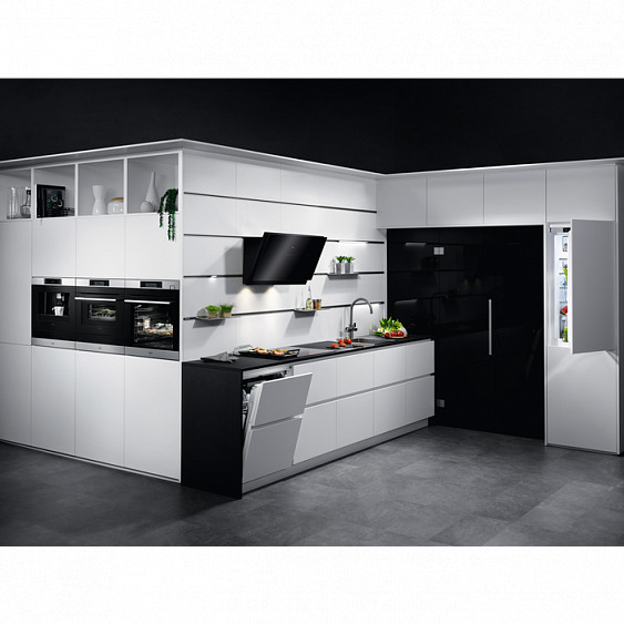 Встраиваемая кофемашина AEG KKK884500M купить с доставкой по Москве и Московской области в интернет-магазине ТехноВегас