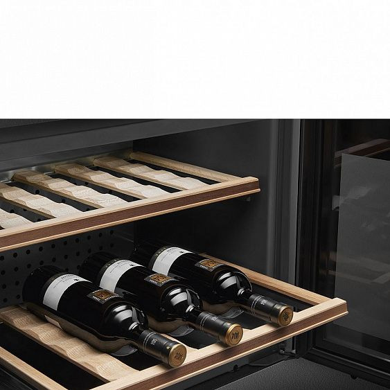Винный шкаф SMEG CVI621RWNR3