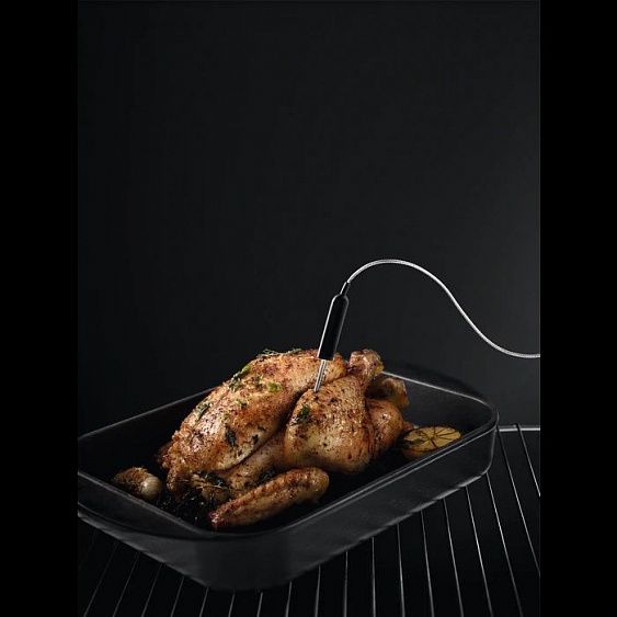 Духовой шкаф AEG BSE576321M