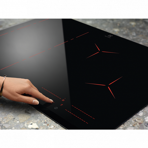 Варочная панель Electrolux IPE 6492 KF