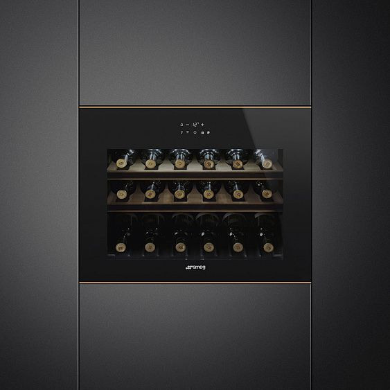Винный шкаф SMEG CVI618RWNR2 купить с доставкой по Москве и Московской области в интернет-магазине ТехноВегас