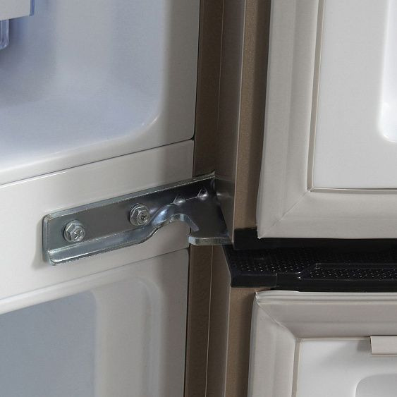 Холодильник HYUNDAI CS5073FV шампань стекло купить с доставкой по Москве и Московской области в интернет-магазине ТехноВегас