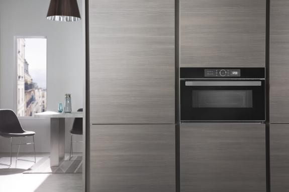 Микроволновая печь WHIRLPOOL AMW730/NB купить с доставкой по Москве и Московской области в интернет-магазине ТехноВегас