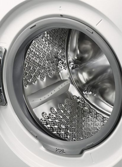 Стиральная машина AEG L87695NWD