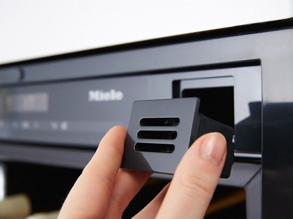 Винный шкаф Miele KWT 6422 iG купить с доставкой по Москве и Московской области в интернет-магазине ТехноВегас