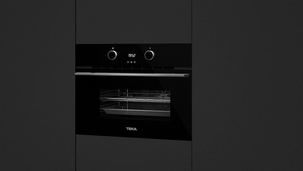 Компактный духовой шкаф TEKA HLC 844 C