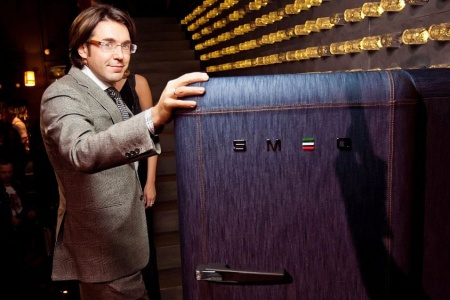 Холодильник SMEG fab28rdb купить с доставкой по Москве и Московской области в интернет-магазине ТехноВегас