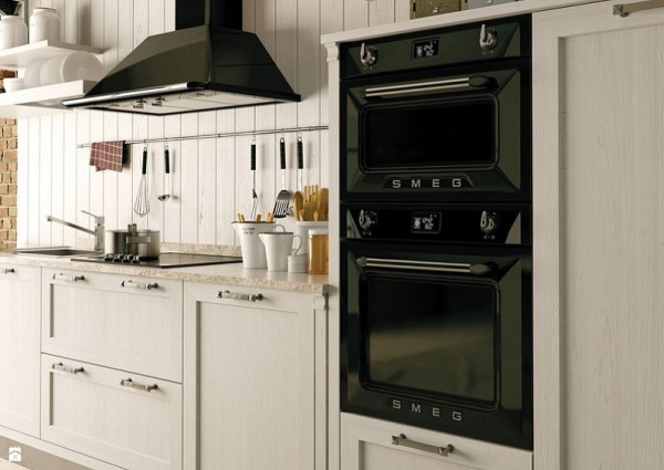 Вытяжка SMEG KT90BLE купить с доставкой по Москве и Московской области в интернет-магазине ТехноВегас