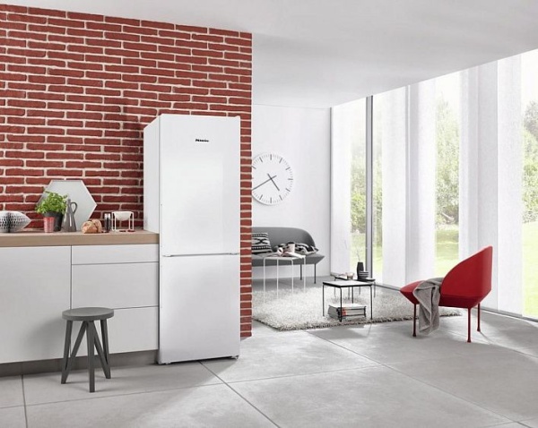 Холодильник Miele KFN 28032 D купить с доставкой по Москве и Московской области в интернет-магазине ТехноВегас