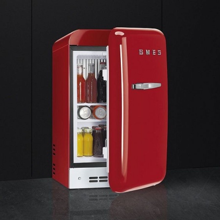 Холодильник SMEG FAB5RRD купить с доставкой по Москве и Московской области в интернет-магазине ТехноВегас