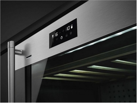 Встраиваемый винный шкаф SMEG CVI338RX3 купить с доставкой по Москве и Московской области в интернет-магазине ТехноВегас