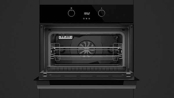 Компактный духовой шкаф TEKA HLC 844 C