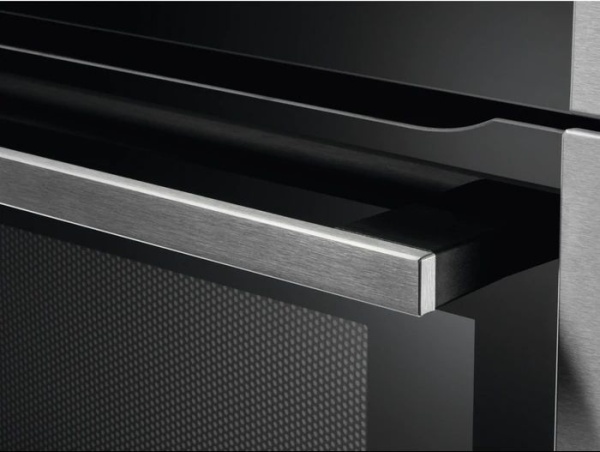 Духовой шкаф AEG KME768080M купить с доставкой по Москве и Московской области в интернет-магазине ТехноВегас