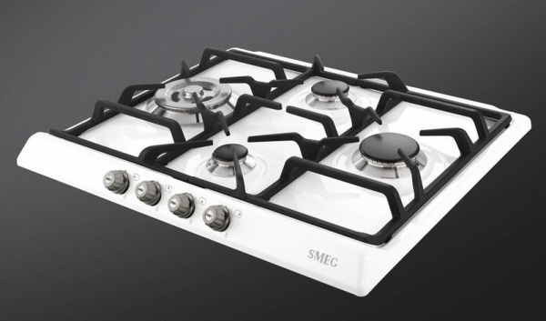 Поверхность SMEG sr764bs