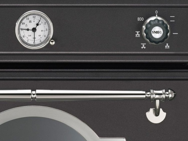 Духовой шкаф SMEG sfp750ax