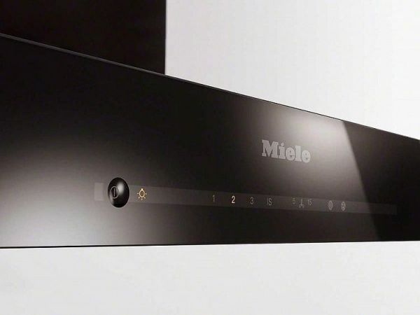 Каминная вытяжка MIELE DA 6698 D HVBR