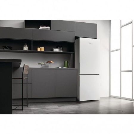 Холодильник HOTPOINT-ARISTON hf 4180 w купить с доставкой по Москве и Московской области в интернет-магазине ТехноВегас
