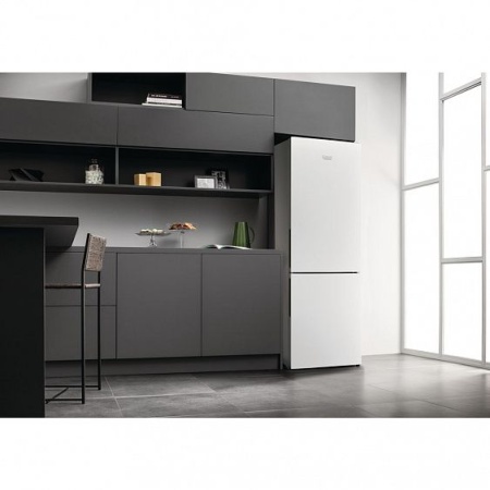 Холодильник Hotpoint-Ariston HS 3180 W купить с доставкой по Москве и Московской области в интернет-магазине ТехноВегас
