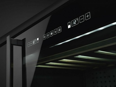 Винный шкаф SMEG CVI638RWN3 купить с доставкой по Москве и Московской области в интернет-магазине ТехноВегас