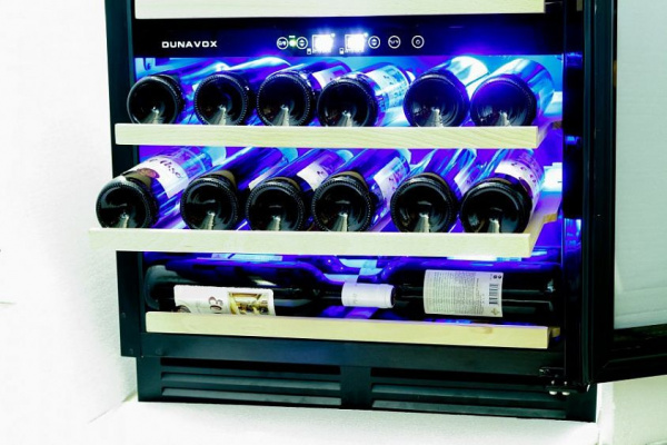 Винный шкаф DUNAVOX DX-51.150DBK