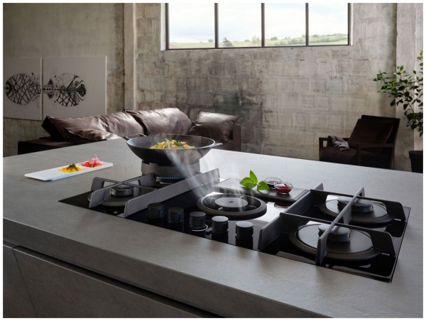 Газовая варочная панель со встроенной вытяжкой Elica NIKOLATESLA FLAME BL/A/88 купить с доставкой по Москве и Московской области в интернет-магазине ТехноВегас