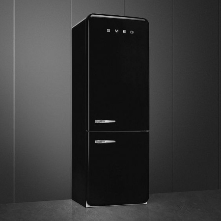 Холодильник SMEG FAB38RBL купить с доставкой по Москве и Московской области в интернет-магазине ТехноВегас