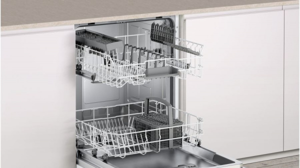Посудомоечная машина BOSCH SMV23AX02R