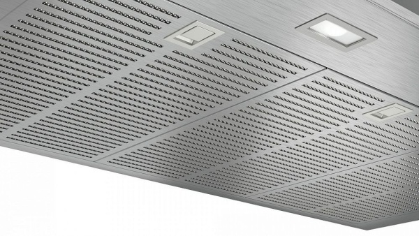 Каминная вытяжка BOSCH DWB97FM50 купить с доставкой по Москве и Московской области в интернет-магазине ТехноВегас