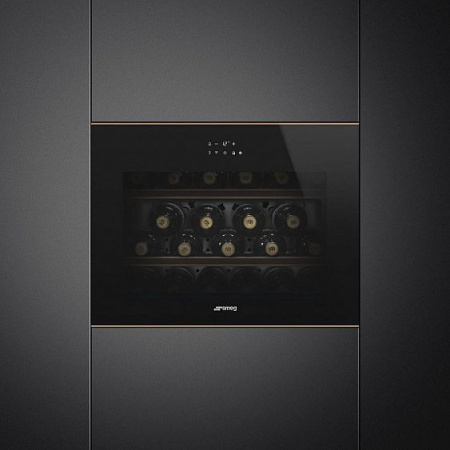 Винный шкаф SMEG CVI621RWNR3