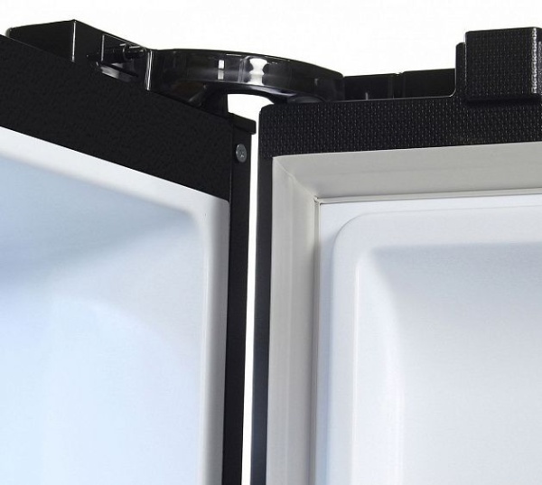 Холодильник HYUNDAI CS4505F черная сталь купить с доставкой по Москве и Московской области в интернет-магазине ТехноВегас