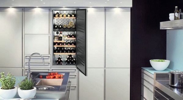 Винный шкаф LIEBHERR wti 2050-23 001 RU