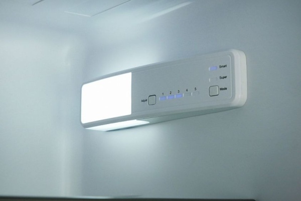 Холодильник LEX RBI 250.21 DF