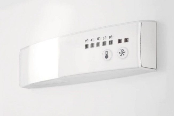 Холодильник AEG SCR 418F3LS купить с доставкой по Москве и Московской области в интернет-магазине ТехноВегас