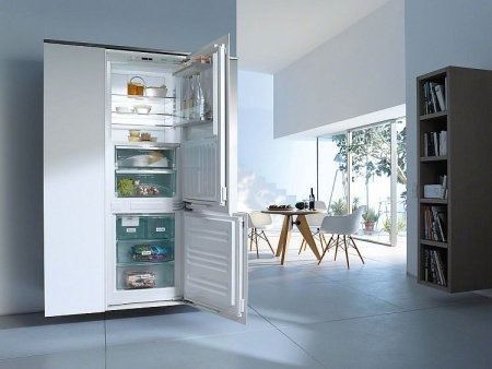Встраиваемый холодильник Miele KFN 37692 iDE купить с доставкой по Москве и Московской области в интернет-магазине ТехноВегас