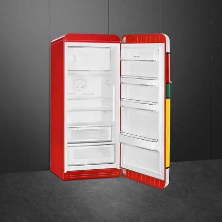 Холодильник Smeg FAB28RDMC3 купить с доставкой по Москве и Московской области в интернет-магазине ТехноВегас