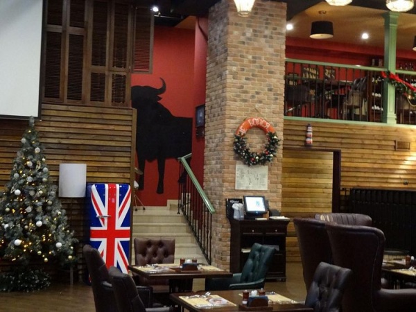 Холодильник SMEG fab28ruj1 купить с доставкой по Москве и Московской области в интернет-магазине ТехноВегас