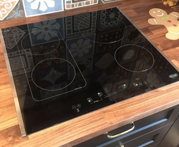 Индукционная стеклокерамич. панель DeLonghi PIND-64