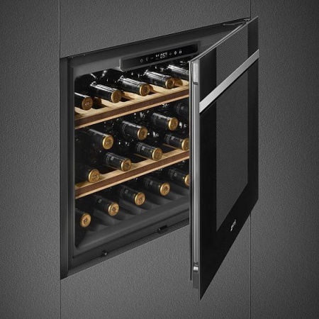 Винный шкаф SMEG CVI121N3 купить с доставкой по Москве и Московской области в интернет-магазине ТехноВегас