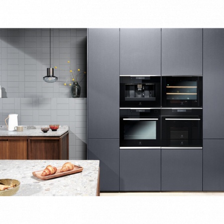 Встраиваемый электрический духовой шкаф Electrolux VKL8E00X купить с доставкой по Москве и Московской области в интернет-магазине ТехноВегас