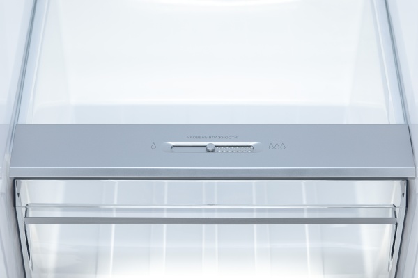 Холодильник VARD VRS177NI купить с доставкой по Москве и Московской области в интернет-магазине ТехноВегас