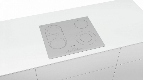 Электрическая варочная поверхность BOSCH PKM652FP1E купить с доставкой по Москве и Московской области в интернет-магазине ТехноВегас